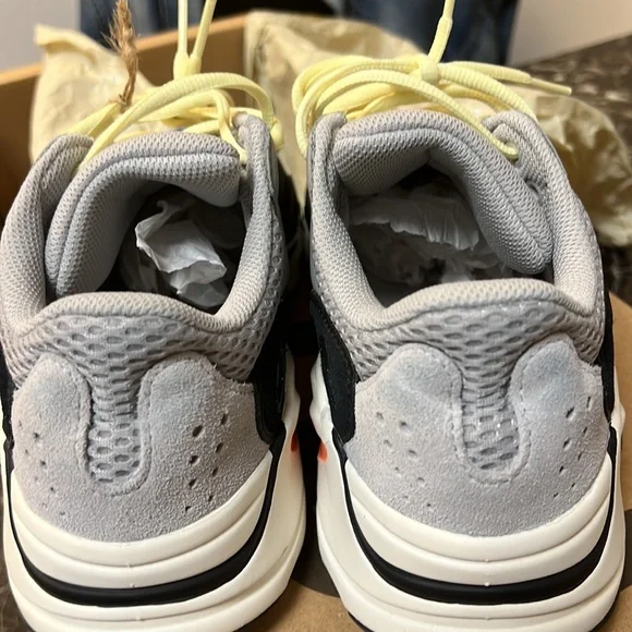 YEEZY BOOST 700 have only been tried on a couple times